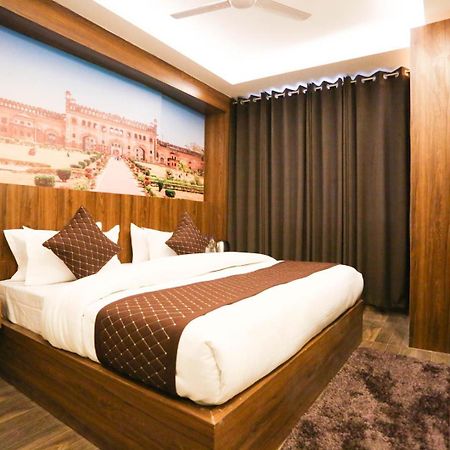 Airport Hotel Rosewood New Delhi Eksteriør billede