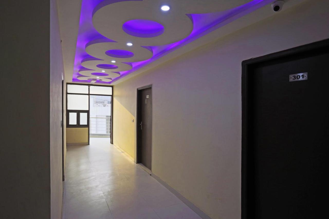 Airport Hotel Rosewood New Delhi Eksteriør billede