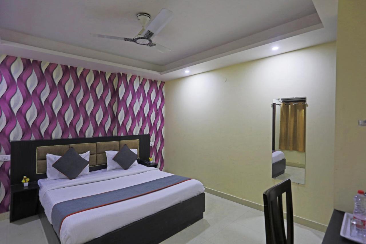 Airport Hotel Rosewood New Delhi Eksteriør billede