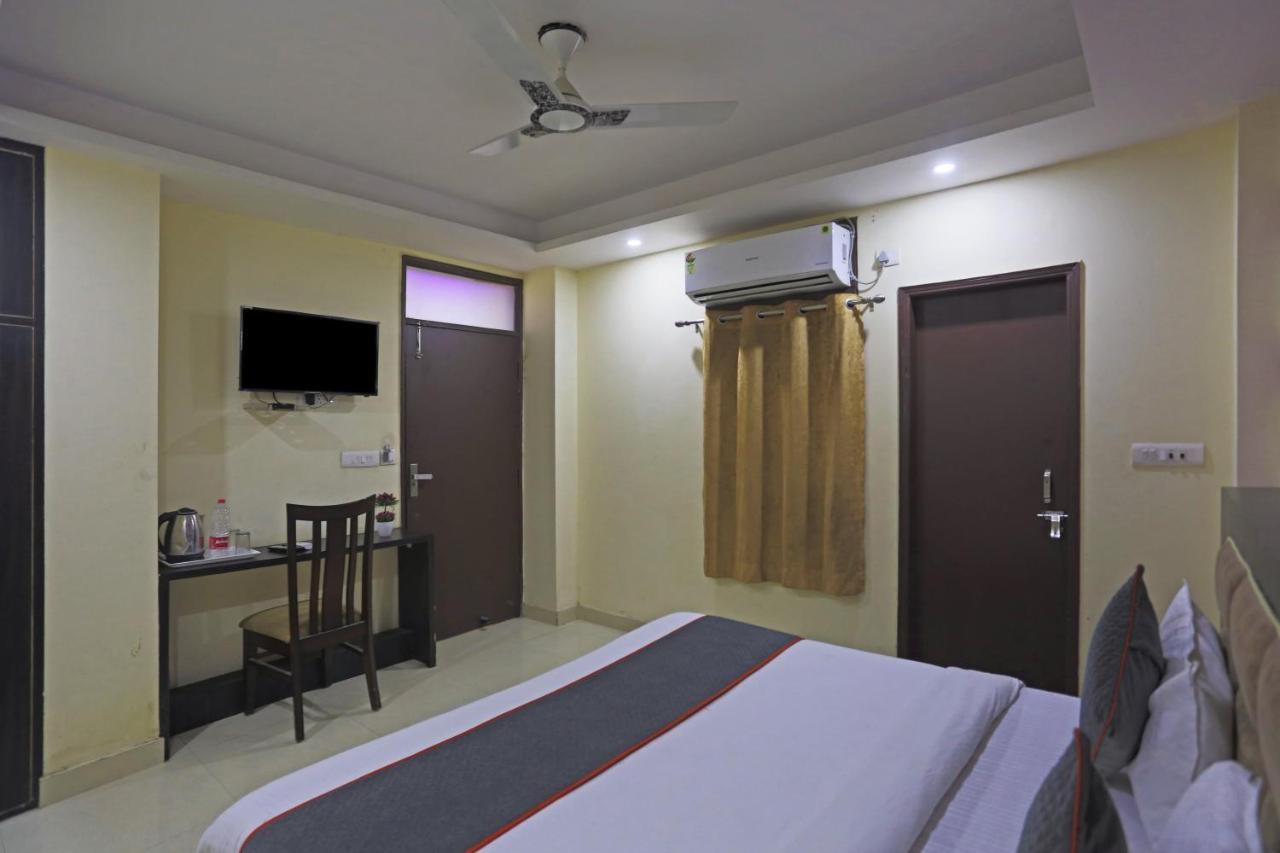 Airport Hotel Rosewood New Delhi Eksteriør billede
